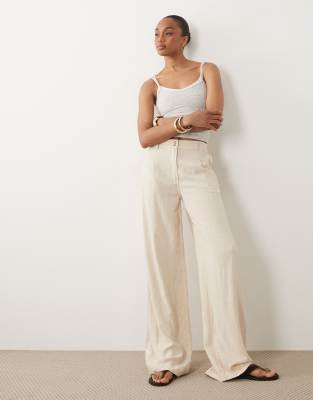 ASOS DESIGN Tall - Pantalon large à pinces en lin mélangé - Naturel-Neutre 46