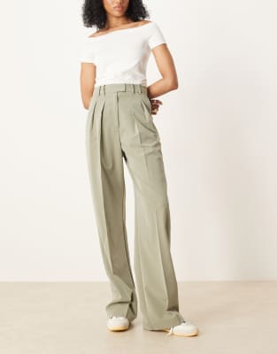 ASOS DESIGN Tall - Pantalon large habillé à pinces - Kaki-Vert