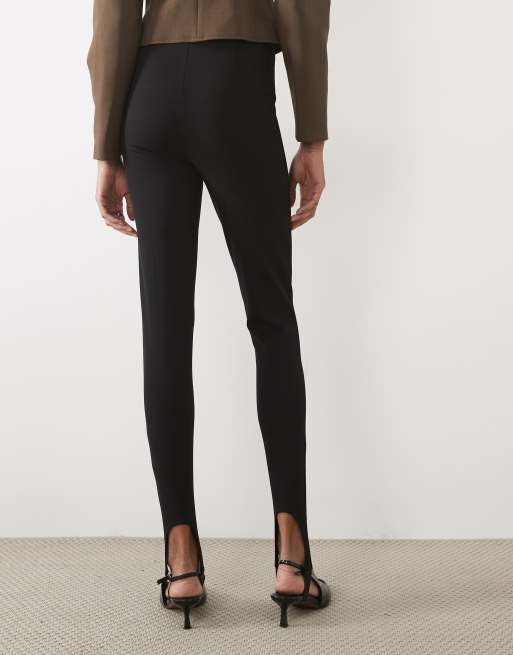 ASOS DESIGN Tall pantalón pitillo con estribo de tejido ponte en negro, 3 de 5