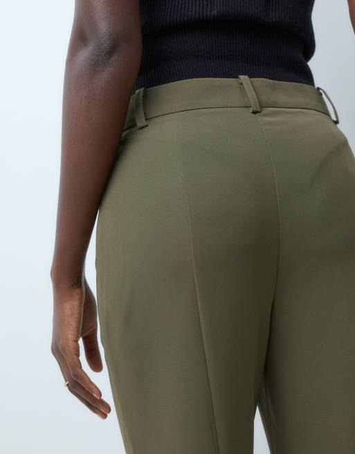 ASOS DESIGN Tall - Pantalones de sastre verde oscuro de corte pitillo acampanado, 2 de 5