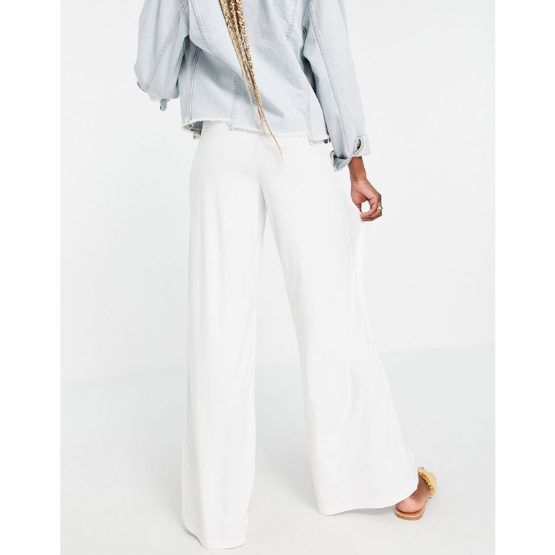 Pantaloni e leggings F4RJx DESIGN Tall - Pantaloni a fondo ampio basic in jersey bianco