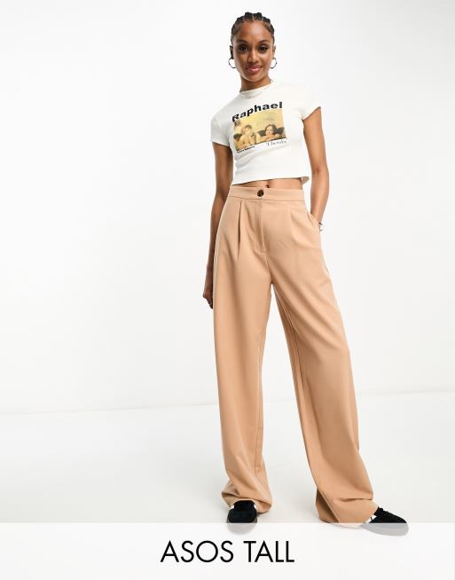 ASOS DESIGN Tall - Pantaloni dad fit sartoriali a fondo ampio color cammello