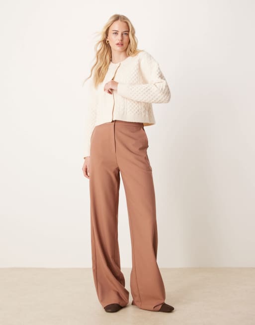 ASOS DESIGN Tall - Pantaloni dritti comodi sartoriali color albicocca