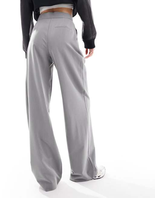 ASOS DESIGN Tall - Pantaloni sartoriali a fondo ampio grigi con pieghe, 4 di 5