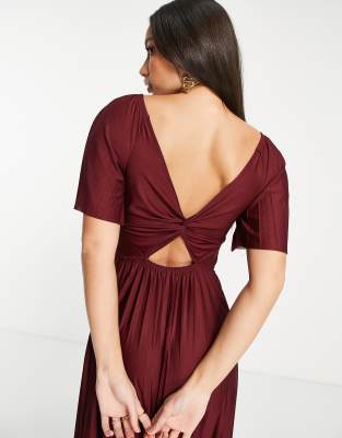 asos design pleated twist back cap sleeve maxi dress ASOS DESIGN Petite pleated twist back cap sleeve maxi dress in dark red