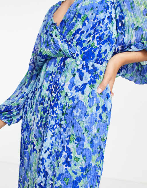 ASOS DESIGN Tall plisse midi dress with button detail in floral print, 3 of 4