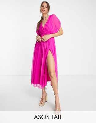 ASOS DESIGN Tall - Plissiertes Midikleid in Magenta mit Wickeldetail vorne-Rosa