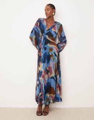 ASOS DESIGN Tall - Plissiertes Midikleid mit abstraktem Muster in Marineblau und verdrehtem Wickeldetail vorne-Bunt