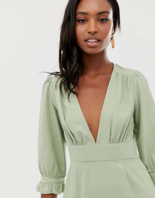 asos design plunge tea maxi dress with pep hem