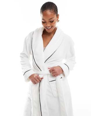 ASOS DESIGN Tall premium super soft fleece midi robe in white