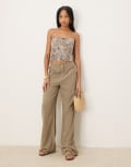 [ASOS DESIGN] ASOS DESIGN Tall relaxed straight leg pants with linen in khaki-Green 14 Khaki
