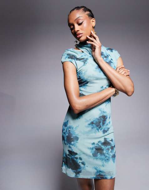 ASOS DESIGN Tall - Robe courte en tulle à mancherons et fente sur l'épaule - Bleu à imprimé fleurs flou - view 1