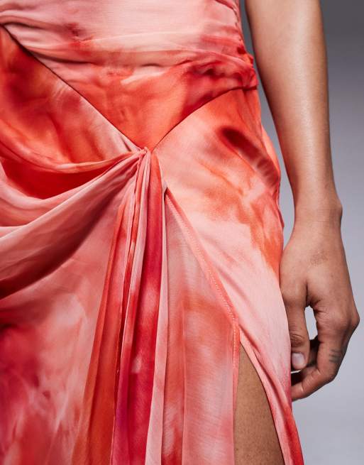 ASOS DESIGN Tall - Robe longue à dos nu et bretelles fines avec jupe drapée et imprimé flou, 3 de 4