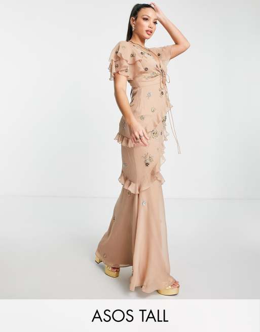 ASOS DESIGN Tall - Robe longue en fil coupé avec manches courtes à volants et ornements