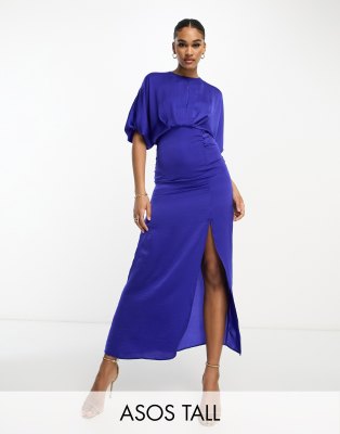 ASOS DESIGN Tall - Robe mi-longue en satin à manches chauve-souris et boutons sur le côté - Cobalt | ASOS