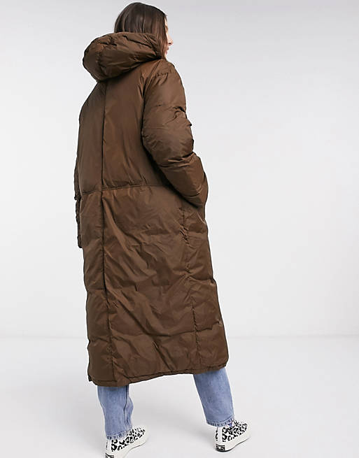  Tall ruched sleeve maxi puffer coat in brown 