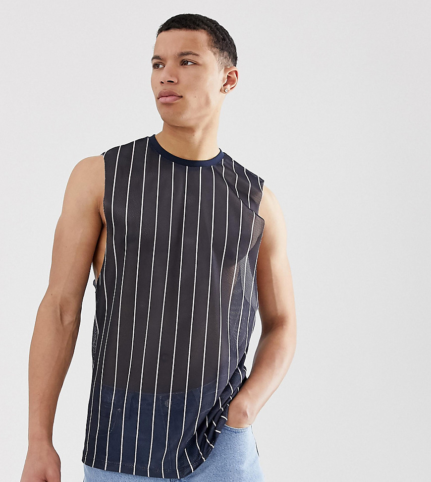 ASOS DESIGN Tall - Ruimvallend mouwloos T-shirt van mesh met verticale strepen-Marineblauw