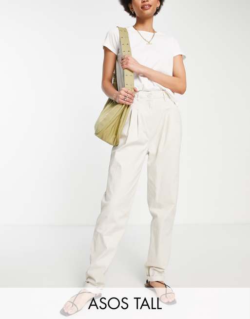 ASOS DESIGN Tall – Sandfärgade chinos 