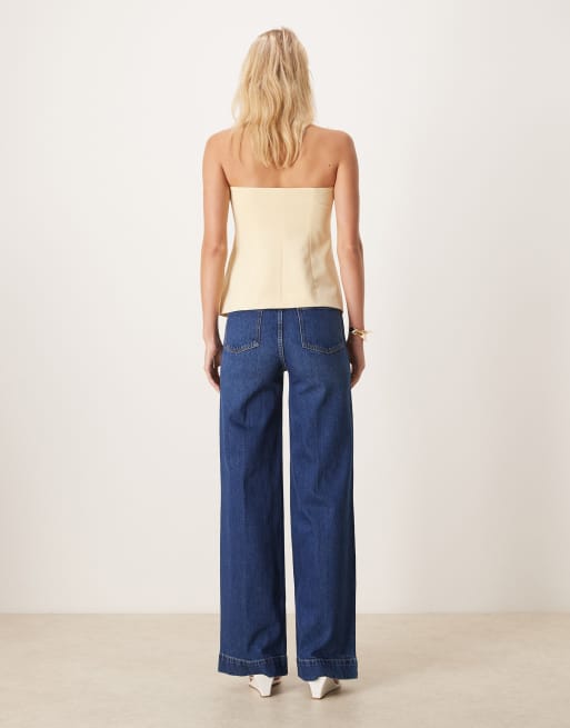 ASOS DESIGN Tall – Schlichte Jeans in dunkler Waschung mit weitem Bein und Vordertaschen, 3 von 5