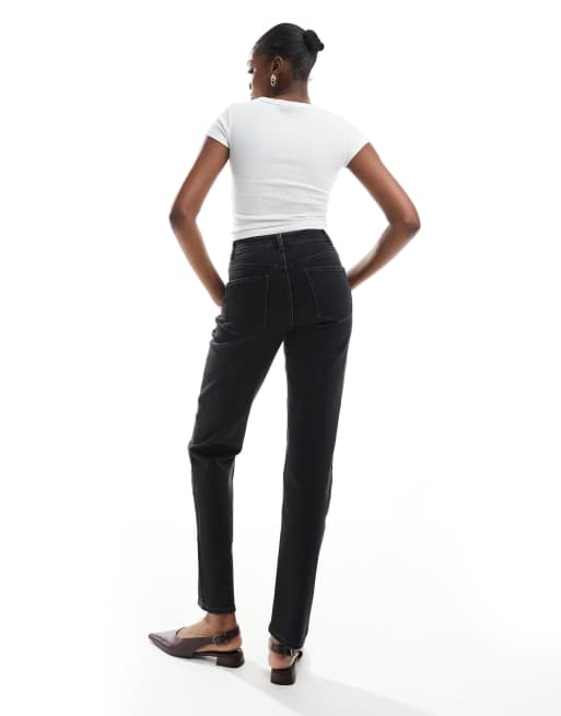 ASOS DESIGN Tall – Schmal geschnittene Mom-Jeans in verwaschenem Schwarz, 3 von 5