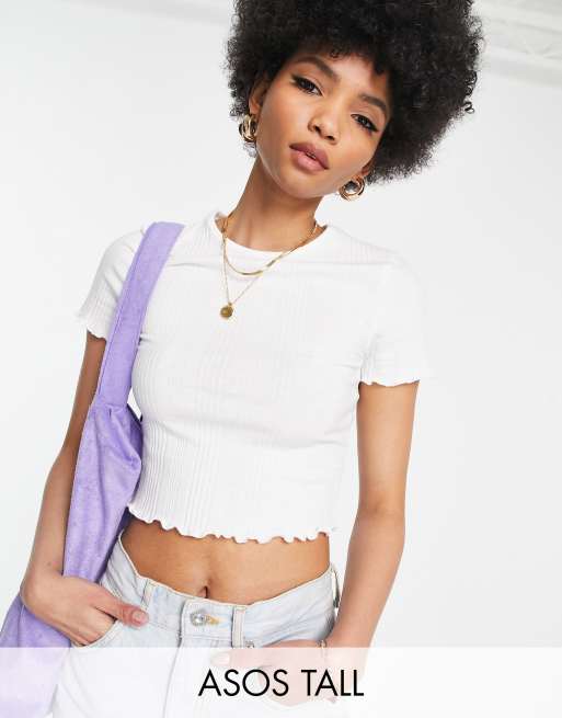 ASOS DESIGN Tall – Schmal geschnittenes T-Shirt in Weiß mit gekräuseltem Saum und Rippenstruktur-Mix
