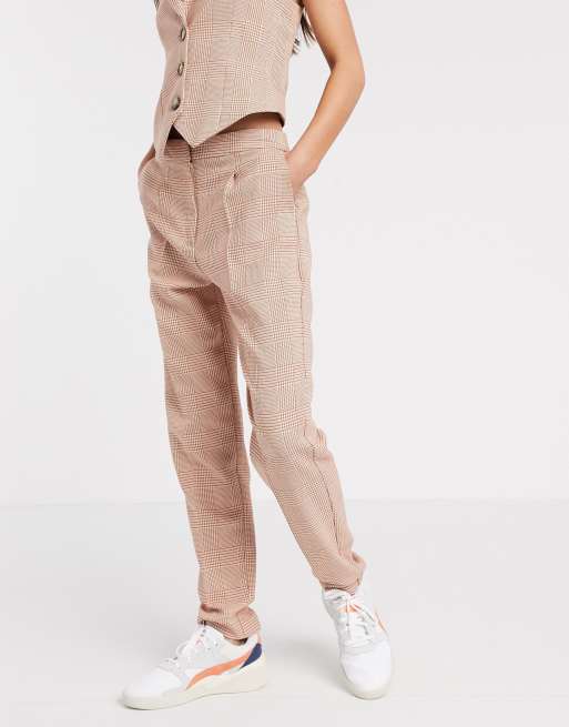 ASOS DESIGN Tall – Schmal zulaufende Anzughose mit rotem Glencheck-Muster, 4 von 4