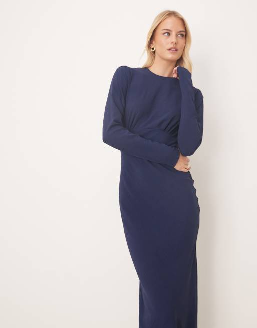 ASOS DESIGN Tall - Schuingesneden satijnen maxi-jurk met bustedetail in marineblauw, 2 van 4