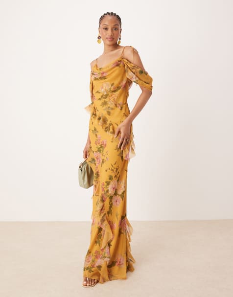 ASOS DESIGN Tall – Schulterfreies Maxikleid in Gelb mit Blumenmuster, Rüschen und Schrägschnitt - view 1