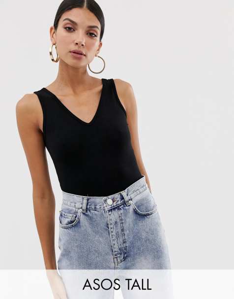ASOS DESIGN Tall – Schwarzer Bodysuit mit V-Ausschnitt und Trägern
