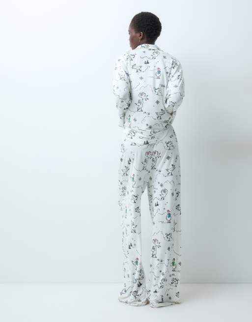 ASOS DESIGN Tall set pigiama in viscosa morbidissima con camicia a maniche lunghe e pantaloni con stampa oche, 4 di 5