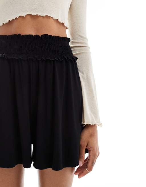 ASOS DESIGN Tall - Short fluide à taille froncée - Noir, 2 de 5