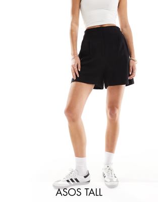 ASOS DESIGN Tall - Shorts in Schwarz mit Leinenanteil, Ziernaht und hohem Bund