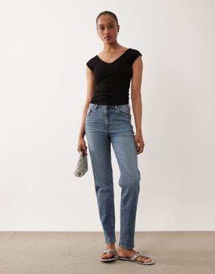Asos Tall Asos Design Tall Slim Fit Mom Jeans In Blue
