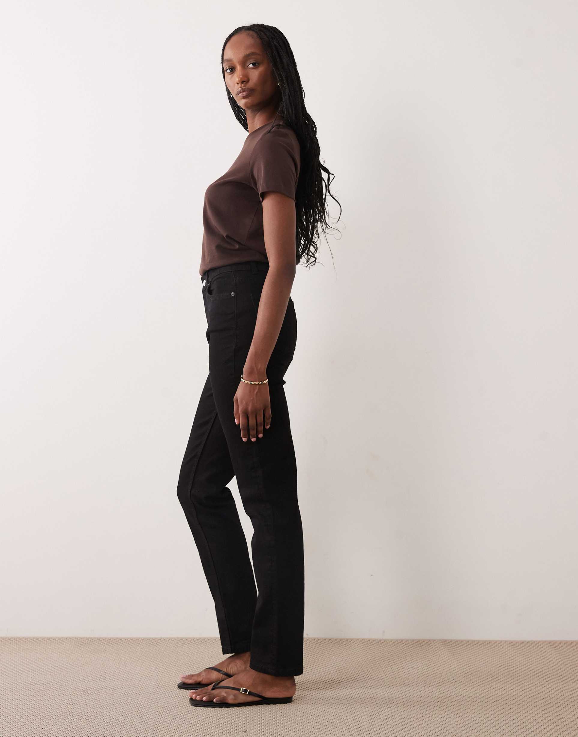 asos design tall slim fit mom jeans in black