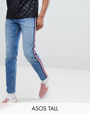 ASOS DESIGN - Tall - Smalle jeans in middenblauwe wassing met witte zijstreep