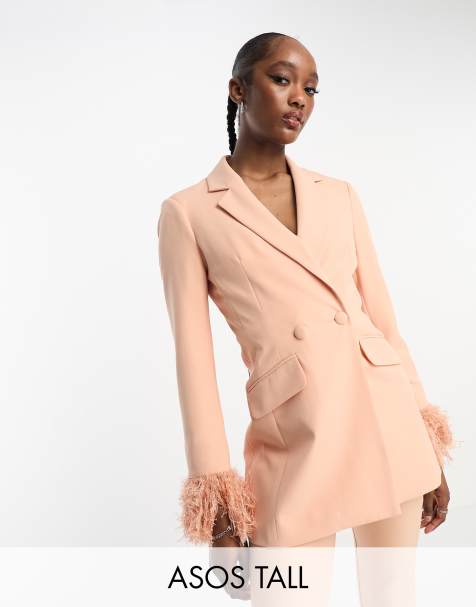 ASOS DESIGN Tall - Smoking-jasje met ingenomen taille en franjes aan de manchetten in abrikoos - view 1