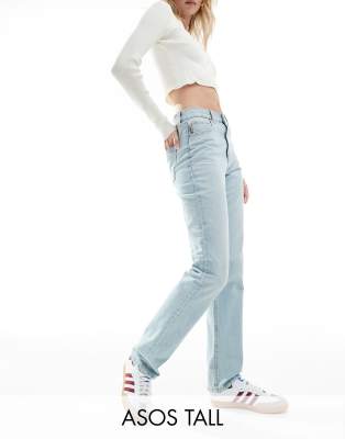 ASOS DESIGN Tall - Straight Jeans in Blassblau mit mittelhohem Bund