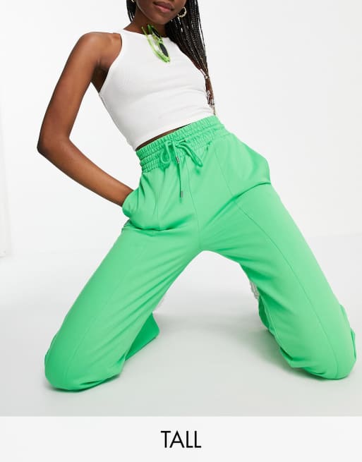 lady white sport trouser