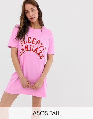 ASOS DESIGN Tall – Sundaze – Pyjamas-t-shirt-Rosa