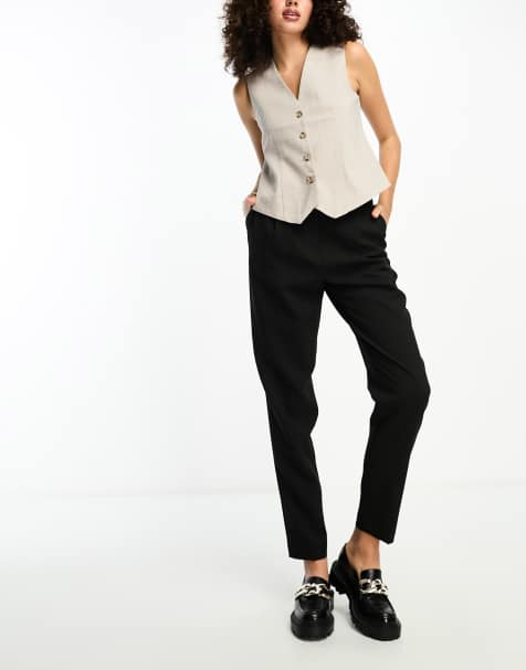 ASOS DESIGN Tall – Svarta, figursydda byxor med avsmalnande passform - view 1