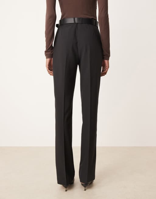 ASOS DESIGN Tall – Svarta, figursydda, raka byxor med skärp och smal passform, 4 av 5