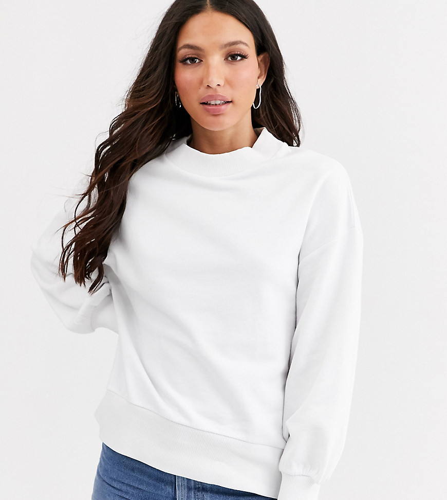 ASOS DESIGN - Tall - Sweater met wijde mouwen in wit