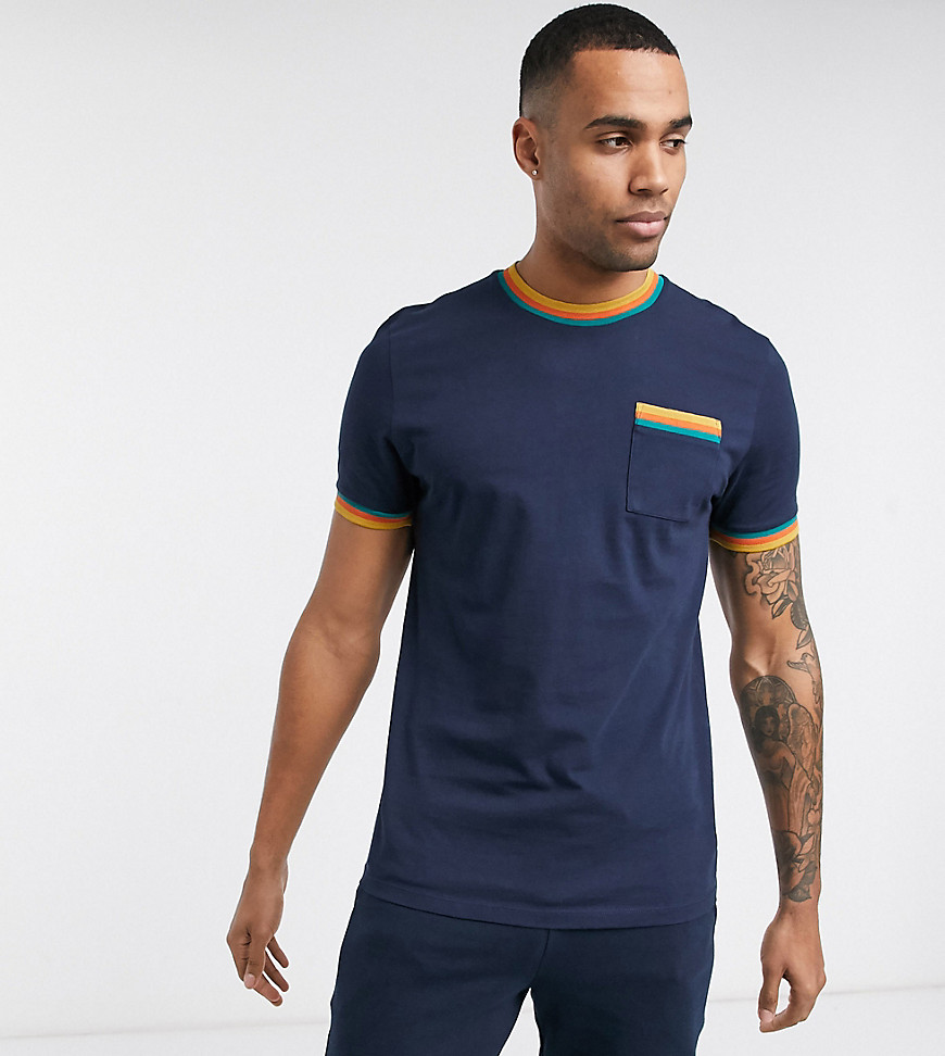 ASOS DESIGN Tall - T-shirt blu navy con righe a contrasto sui bordi e sulla tasca in coordinato