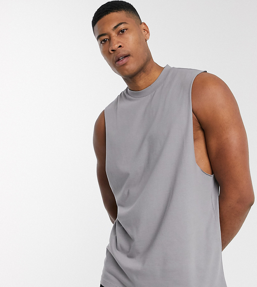 ASOS DESIGN Tall - T-shirt comoda senza maniche in tessuto organico con giromanica ampio grigia-Grigio