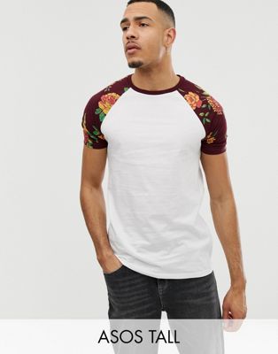 ASOS DESIGN Tall – T-shirt med blommiga raglanärmar-Flerfärgad