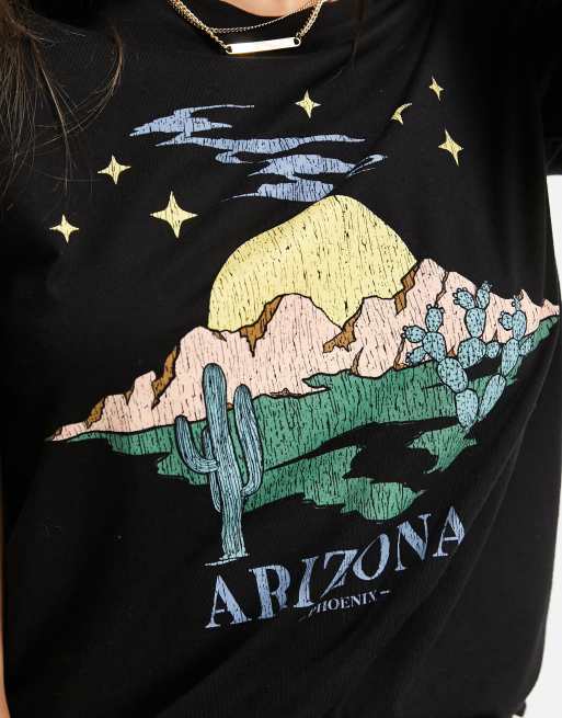 ASOS DESIGN Tall - T-shirt met grafische landschapsprint in zwart, 3 van 4