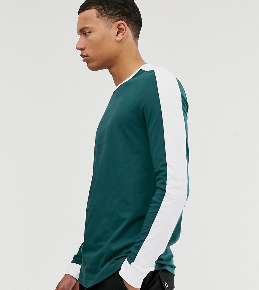 ASOS DESIGN Tall - T-shirt organica a maniche lunghe verde con pannelli a contrasto sulle spalle