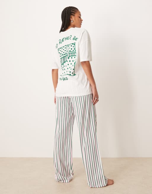 ASOS DESIGN Tall - T-shirt oversize à motif lit et pantalon ample à rayures