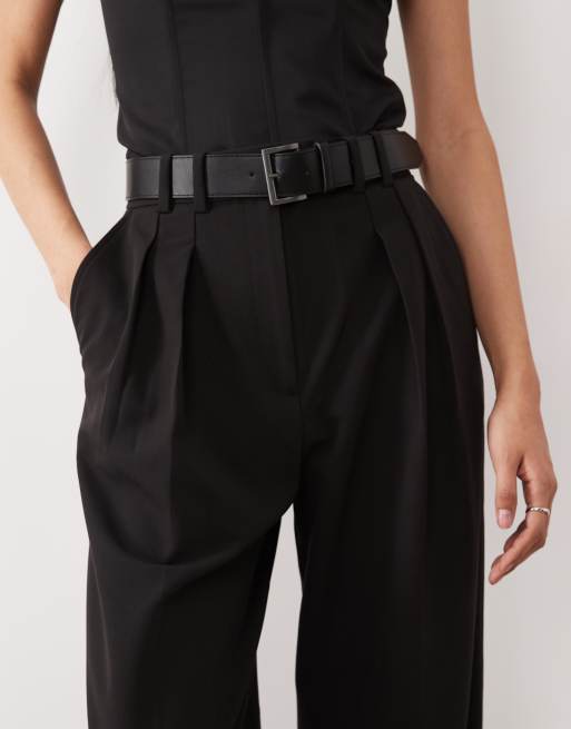 ASOS DESIGN Tall tailored belted wide leg trousers with pleat detail in black, 3 of 5