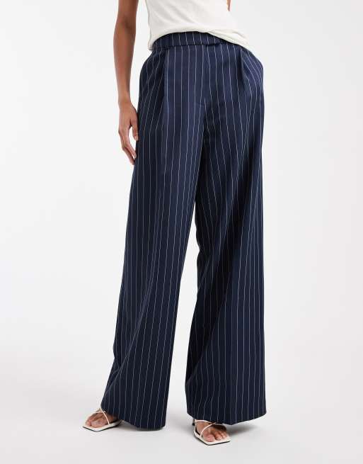 ASOS DESIGN Tall tailored low rise wide leg mansy pants in navy pinstripe , 3 of 5